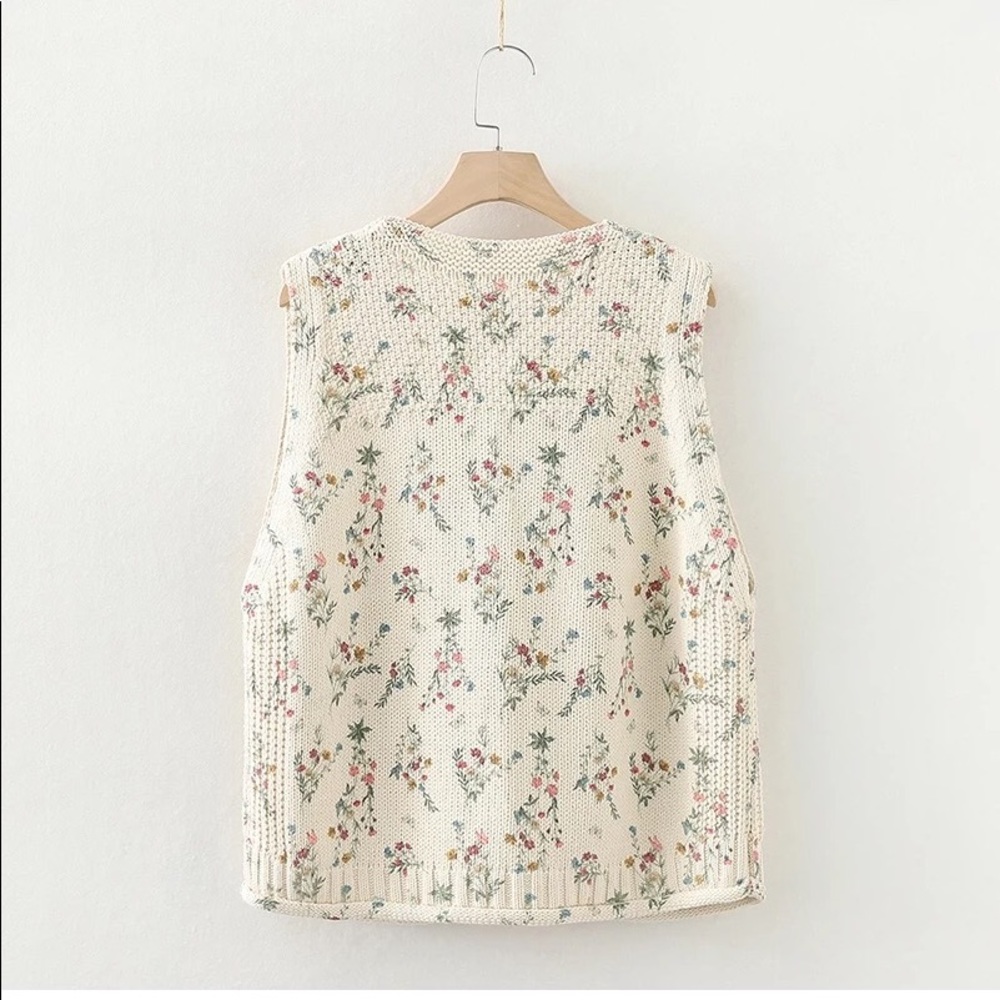 Vest floral knit womens vneck top flower cream - Picture 3 of 4
